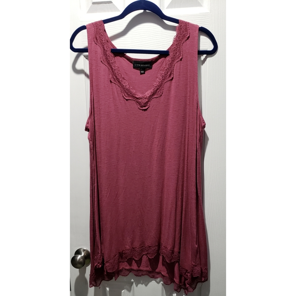 Lace trimmed tank